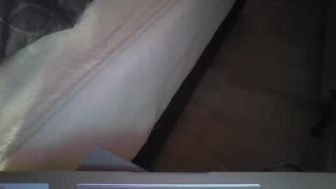 Snapshot of netsurfer511 chatting on 10-11-25, 07:23 netsurfer511 online show from 10-11-25, 07:23