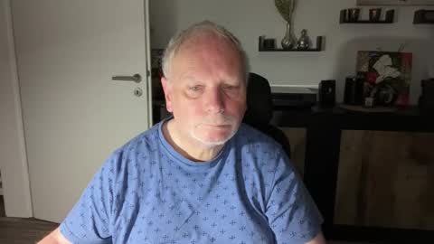 nettermann1968 online show from 10-23-25, 04:34