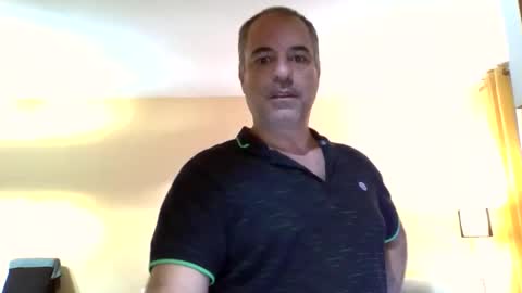 Snapshot of neuronas33 chatting on 10-22-25, 11:48 Volsonov online show from 10-22-25, 11:48