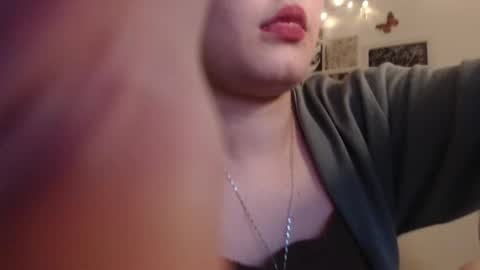 Snapshot of neurotic_witch chatting on 02-24-25, 07:55 Mar online show from 02-24-25, 07:55
