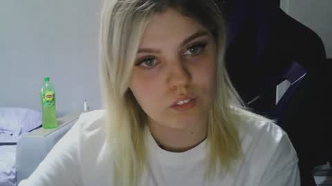 never_enoughh online show from 08-04-26, 04:31