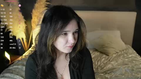 Snapshot of new_boobs chatting on 10-11-25, 11:20 Maria 3 online show from 10-11-25, 11:20