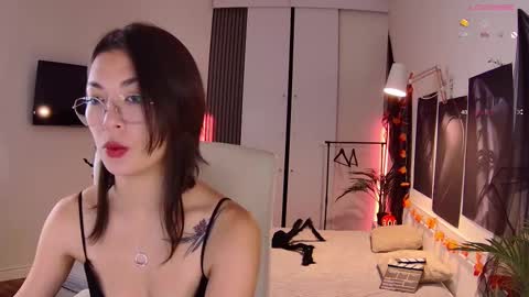 Alice online show from 11-02-25, 02:19