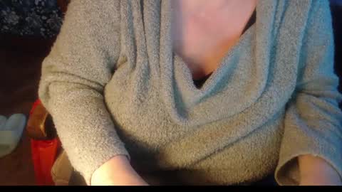 Lilly  online show from 12-11-24, 02:33