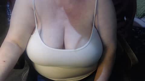 Lilly  online show from 01-02-25, 03:40