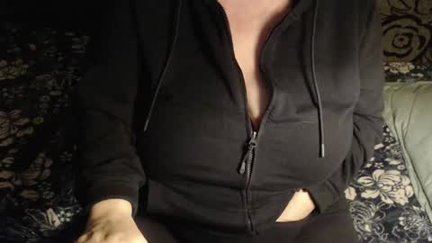 Lilly  online show from 03-14-26, 03:23