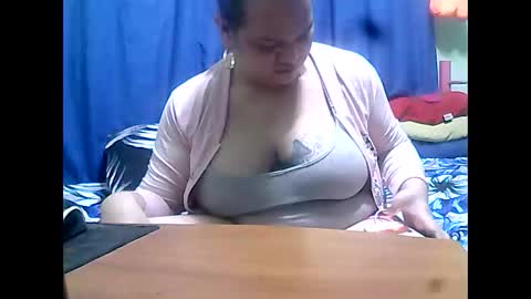 Snapshot of new_taboo_fetishqueen chatting on 01-10-25, 02:35 mariapaula online show from 01-10-25, 02:35