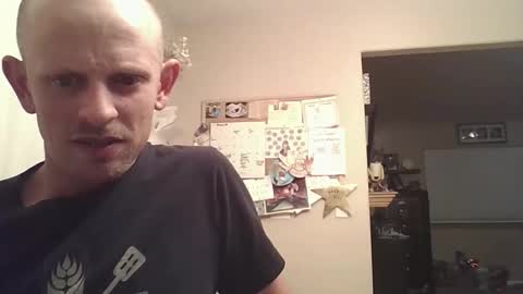 Snapshot of newcouple0911 chatting on 04-21-26, 03:35 newcouple0911 online show from 04-21-26, 03:35