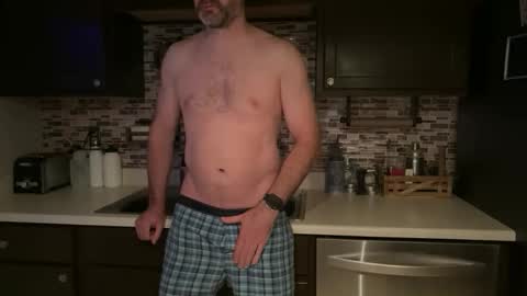 Snapshot of newguy_097 chatting on 10-17-25, 11:46 newguy_097 online show from 10-17-25, 11:46