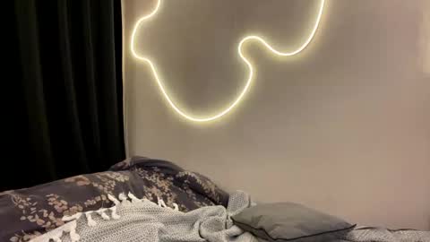 Nova online show from 02-12-25, 03:40