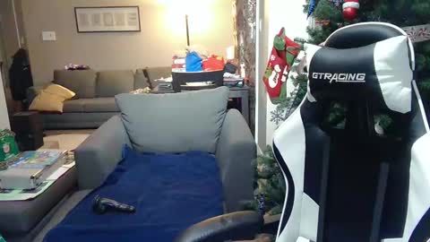 NewWorld online show from 12-25-24, 12:37