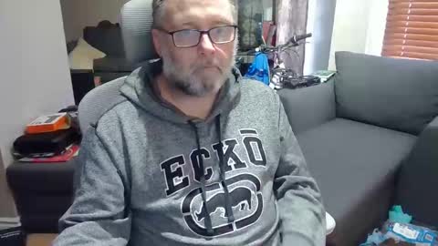 NewWorld online show from 05-08-26, 02:44