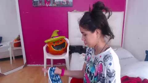 Snapshot of nextdoor_fantasy chatting on 11-05-25, 03:39 nextdoor_fantasy online show from 11-05-25, 03:39