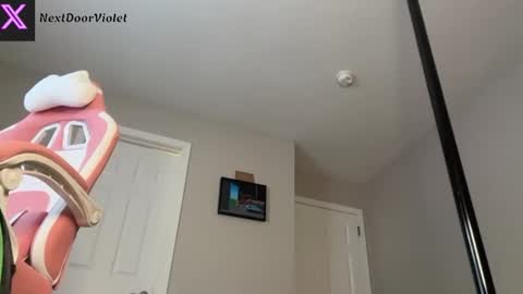 Violet online show from 02-14-26, 02:08