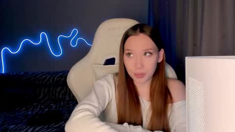 Mina online show from 02-07-26, 01:26