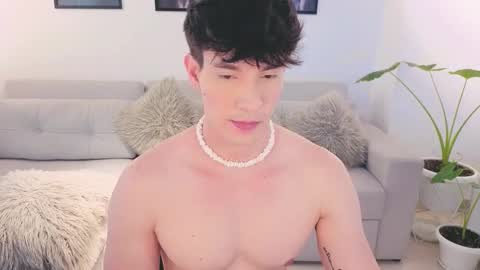   online show from 10-03-25, 05:54