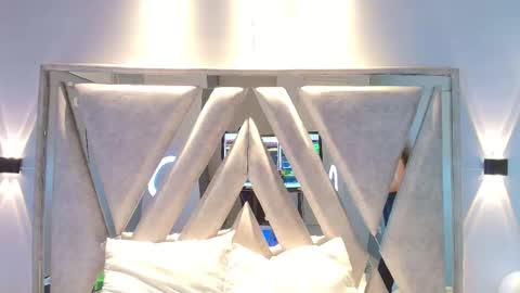 nezuko 16 online show from 09-18-25, 03:19