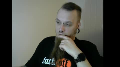 Snapshot of nezvers chatting on 03-09-25, 03:49 YouPick online show from 03-09-25, 03:49