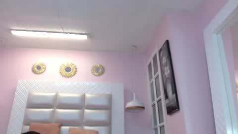 nezzukoo online show from 06-20-26, 12:19