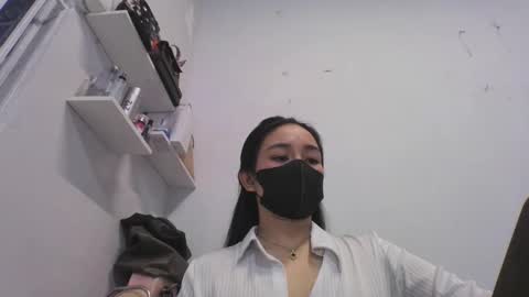 Ngn Ngn online show from 10-13-25, 08:25