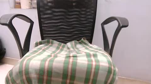 nglshown online show from 02-20-26, 06:10