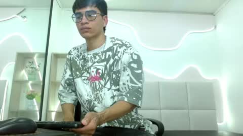 NhicolasMuller online show from 07-24-26, 01:47