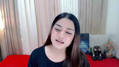 hottie nicole online show from 12-15-25, 12:15