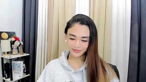 Snapshot of nhics_and_hades chatting on 02-10-26, 12:59 nhics and hades online show from 02-10-26, 12:59