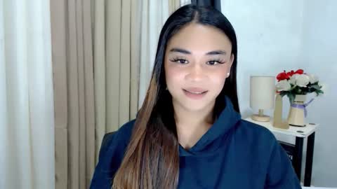 Snapshot of nhics_and_hades chatting on 02-22-26, 12:12 nhics and hades online show from 02-22-26, 12:12