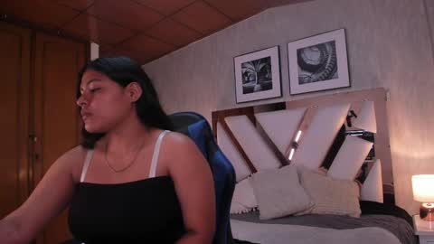 Snapshot of nhoa_harlow chatting on 03-30-26, 12:39 nhoa_harlow online show from 03-30-26, 12:39