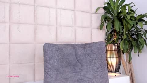 Nia online show from 12-30-24, 06:05