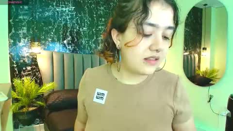 nia_starkx online show from 09-20-25, 06:53