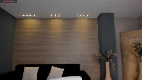 SQUIRTER DOLL    online show from 05-11-26, 06:38