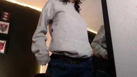 Snapshot of niakat_ chatting on 12-03-24, 03:52 niakat online show from 12-03-24, 03:52