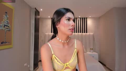 Call me Nia  online show from 02-27-25, 07:37