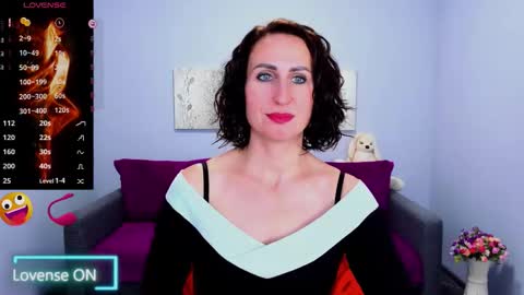 niasmithh online show from 10-02-25, 12:23