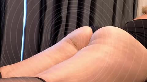 Kim online show from 02-03-26, 02:53