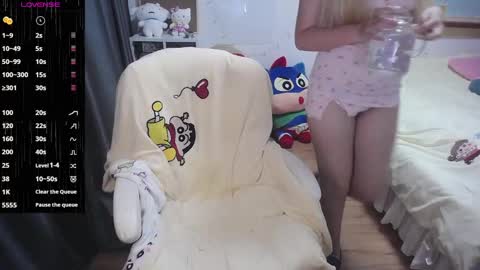 Belle online show from 09-22-25, 11:01