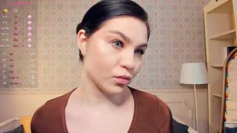 Alice  online show from 02-11-25, 08:15