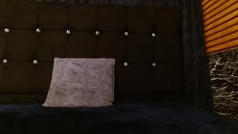 Snapshot of nicecherry_ chatting on 02-18-25, 02:49 Michell online show from 02-18-25, 02:49