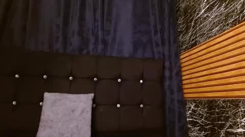 Snapshot of nicecherry_ chatting on 02-25-25, 02:47 Michell online show from 02-25-25, 02:47