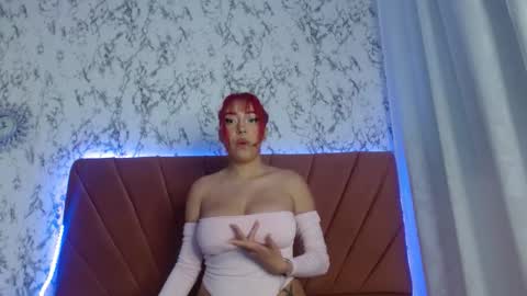 Snapshot of nicecherry_ chatting on 10-17-25, 11:51 Michell online show from 10-17-25, 11:51