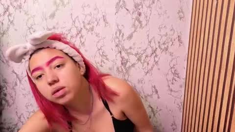 Snapshot of nicecherry_ chatting on 12-01-25, 03:55 Michell online show from 12-01-25, 03:55