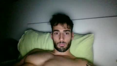 Snapshot of nicegguy9826 chatting on 11-02-25, 05:43 nicegguy9826 online show from 11-02-25, 05:43