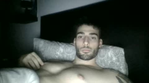 Snapshot of nicegguy9826 chatting on 01-15-26, 01:48 nicegguy9826 online show from 01-15-26, 01:48