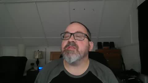 Snapshot of niceguy7208 chatting on 12-16-24, 03:19 niceguy7208 online show from 12-16-24, 03:19