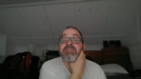 Snapshot of niceguy7208 chatting on 12-31-24, 04:38 niceguy7208 online show from 12-31-24, 04:38