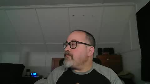 Snapshot of niceguy7208 chatting on 05-17-26, 03:59 niceguy7208 online show from 05-17-26, 03:59