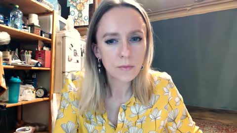 Kathrine online show from 11-21-25, 08:51