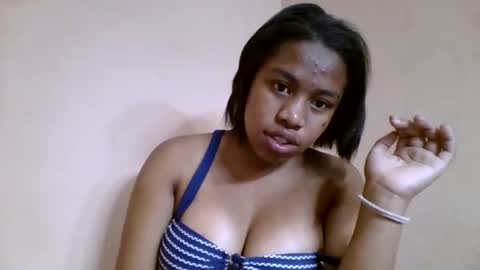 Snapshot of nicelly01 chatting on 06-07-26, 05:38 nicelly01 online show from 06-07-26, 05:38